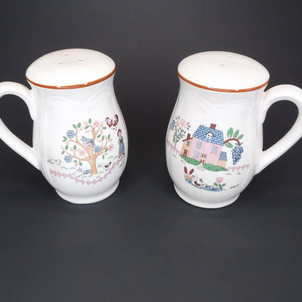 Vintage Ceramic Jamestown China Country Home Salt Pepper Shaker Set Cottage Core